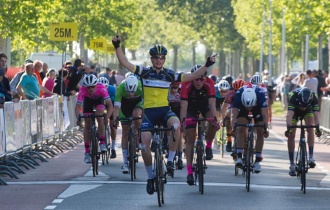 Olav Kooij zorgt voor Nederlands succes in de Junioren Driedaagse