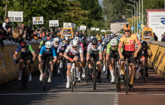 De Noor Filip-André Glesn Smørås van UNO-X NTG wint de 1e etappe (video)